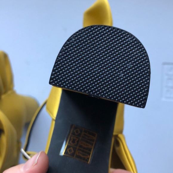 SOLD- NEW Jeffrey Campbell x Free People heels - Picture 7 of 14